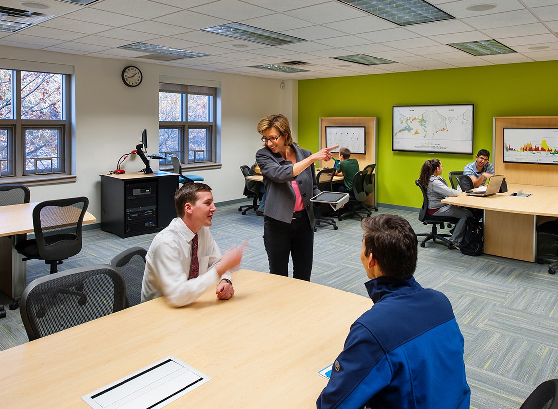 The renovation of the 3rd floor of Innovation Hall on GMU’s Fairfax campus involved updating a once static, fixed academic interior space into a dynamic, flexible, and collaborative learning environments for GMU students.